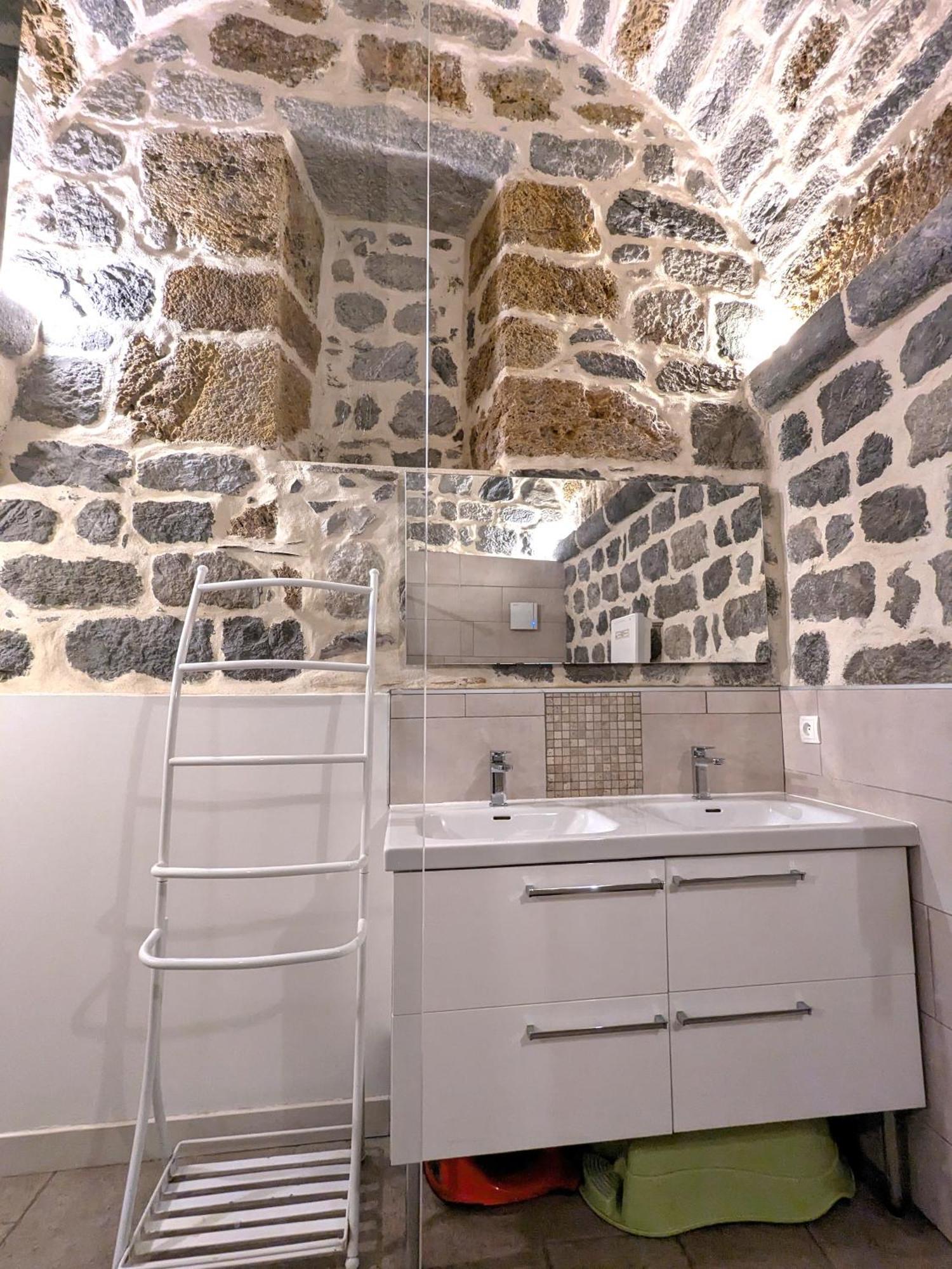 Holiday home Xiiieme Siecle - 3 Etoiles - Wifi - Salle De Sport