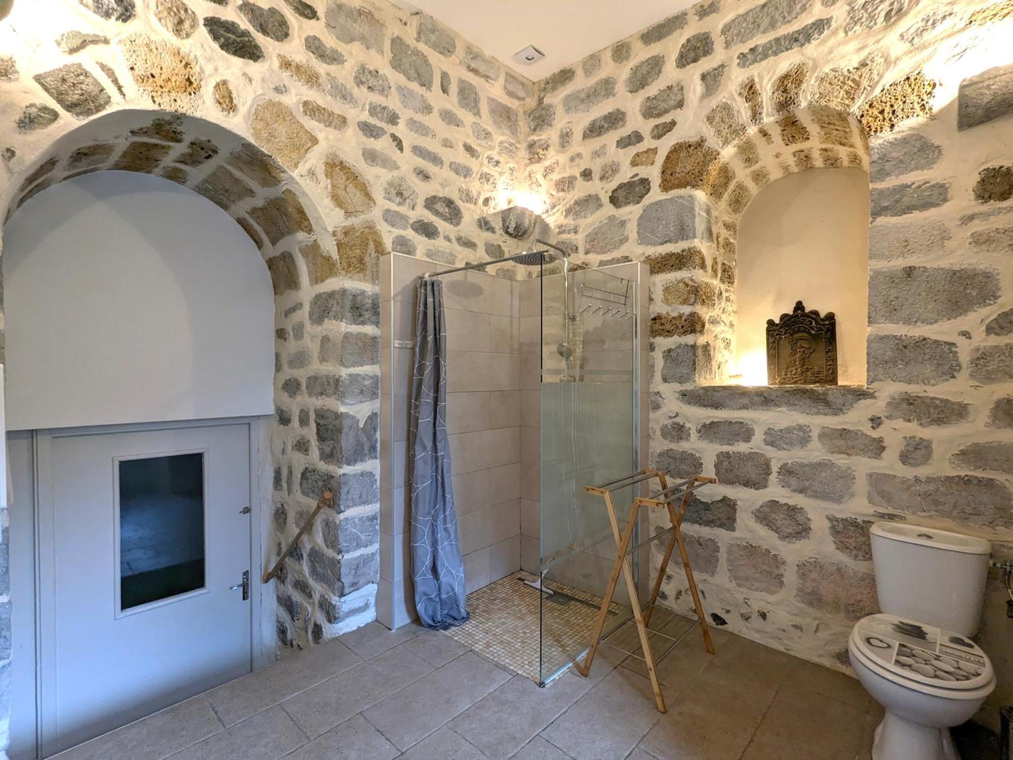 Xiiieme Siecle - 3 Etoiles - Wifi - Salle De Sport Holiday home *